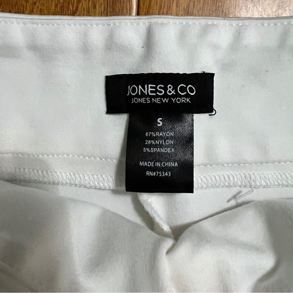 Jones & Co White Straight-Leg Pants Size S Preppy Quiet Luxury Coastal Nautical - Picture 3 of 12